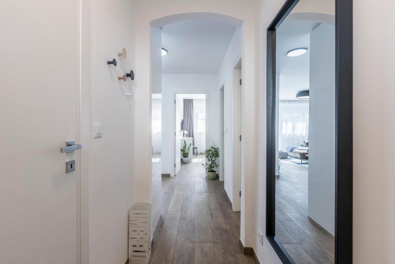 Domus Mea Apartment Split Exterior photo