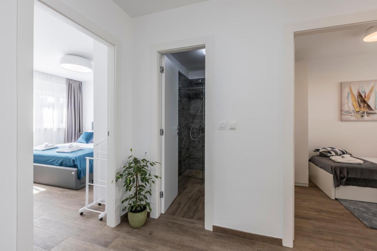 Domus Mea Apartment Split Exterior photo